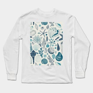 Sea shells on off white Long Sleeve T-Shirt